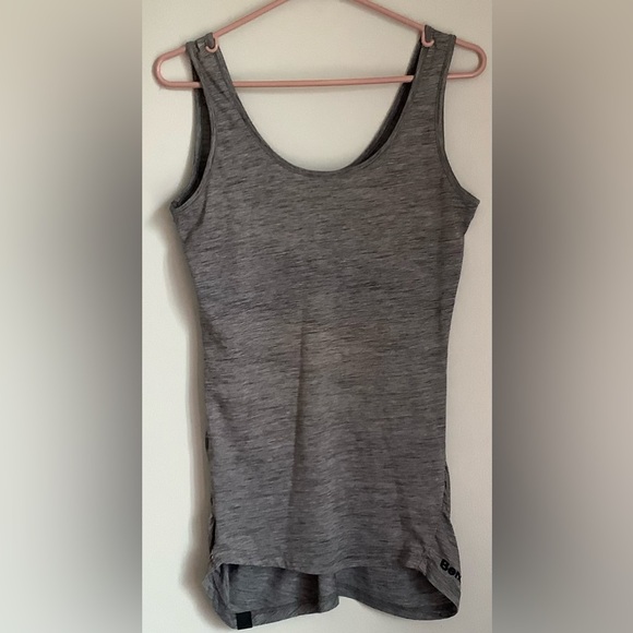 HALF PRICE 🏃‍♂️BENCH 🏃‍♂️EUC  Women’s Tank Top - Picture 2 of 4
